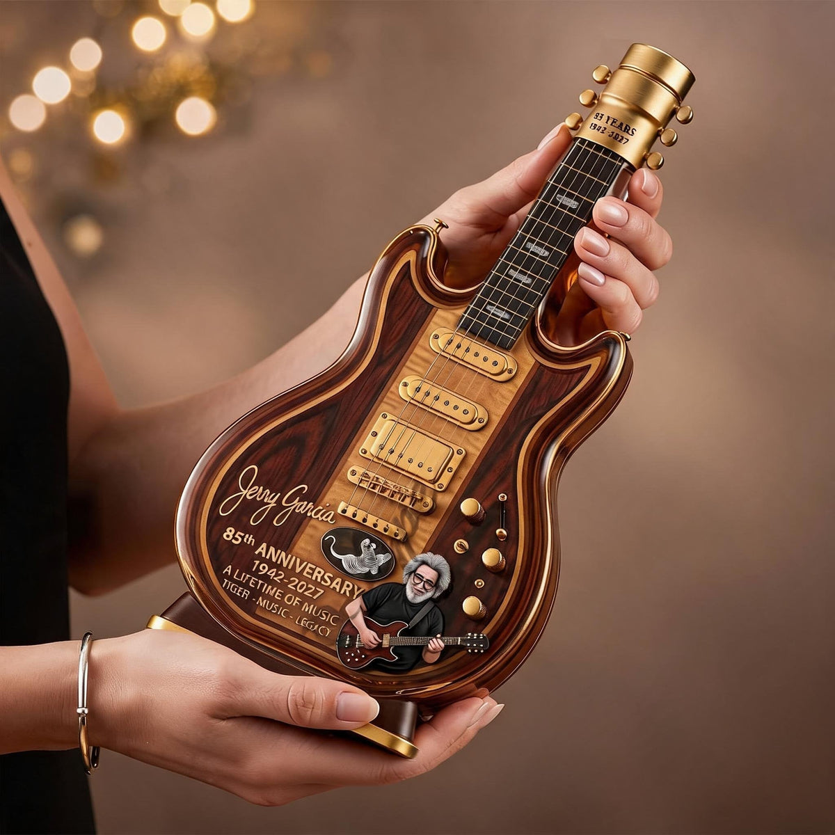 🎸Jerry Garcia 85th Anniversary Tiger Guitar Glass Decanter