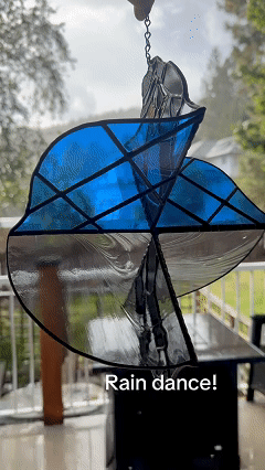 🔥 LAST DAY 49% OFF - King of Pop Inspired 🕺✨ Handmade Stained Glass Spinner